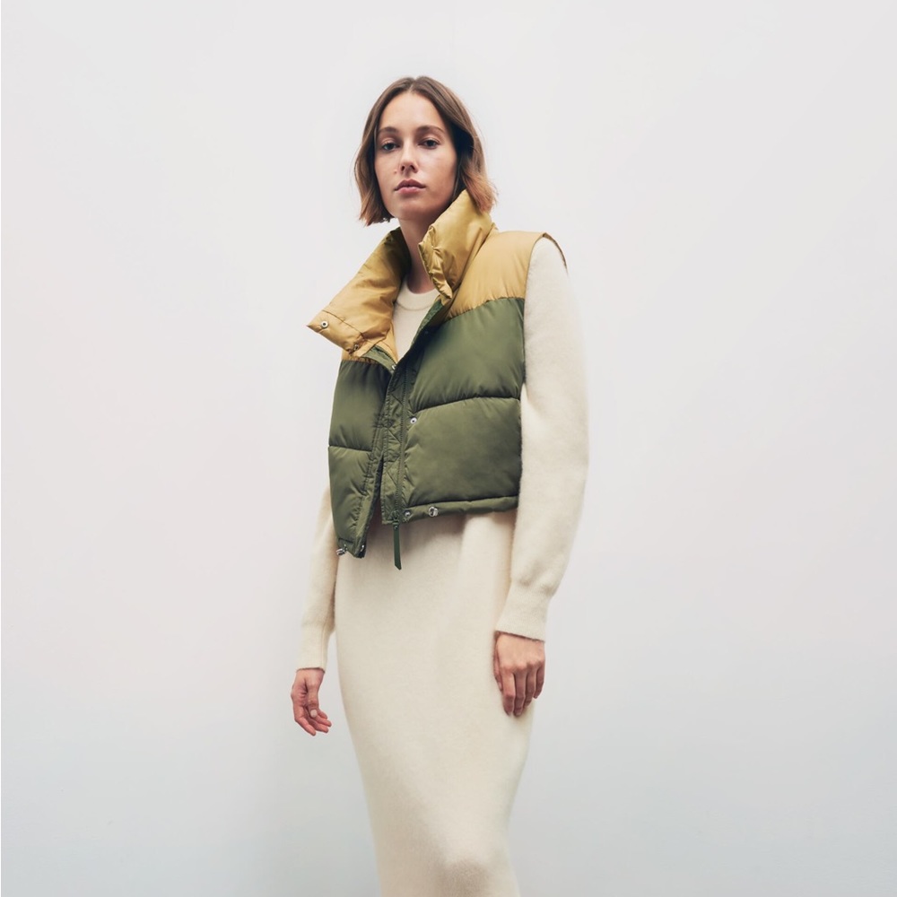 Zara two tone puffer vest size medium